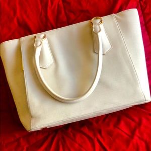 Dagne dover beige tote